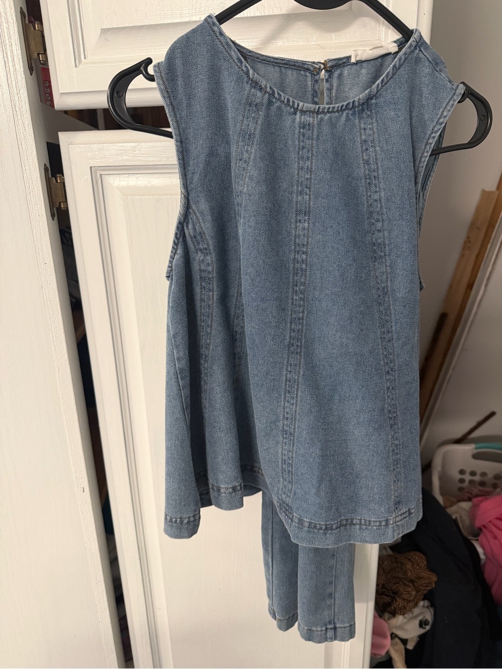 Chambray Set - Picture 2 of 3